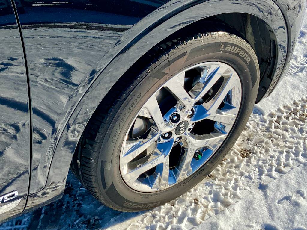 Thumbnail: 2019 Kia Sorento - 26