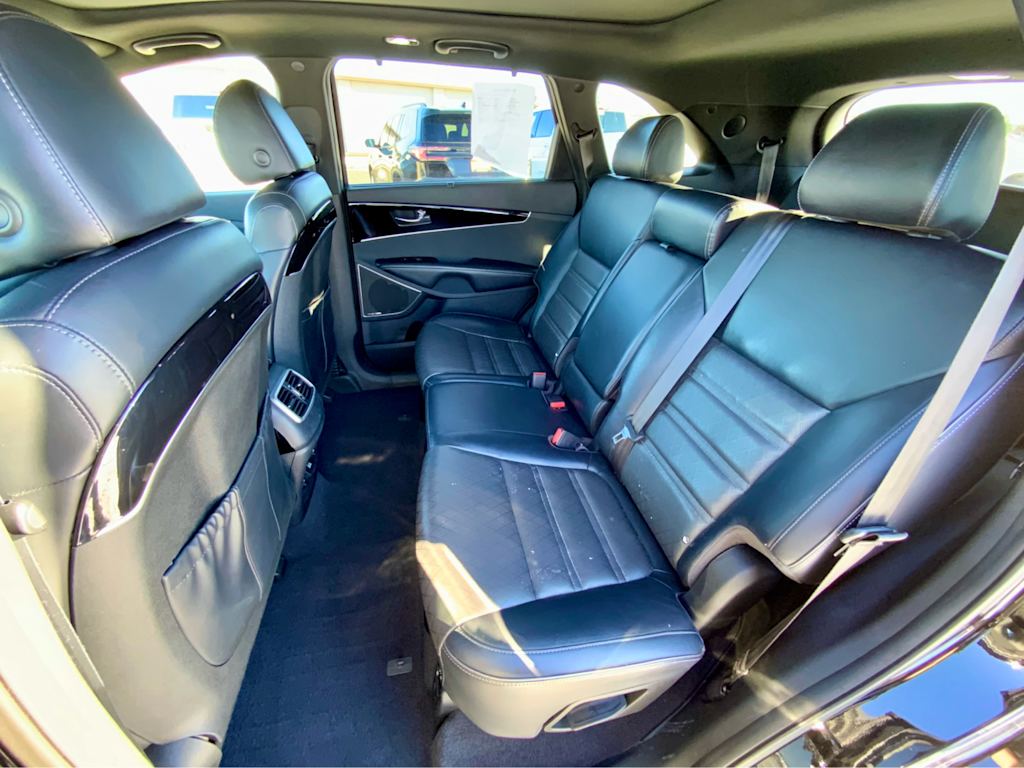 Thumbnail: 2019 Kia Sorento - 12