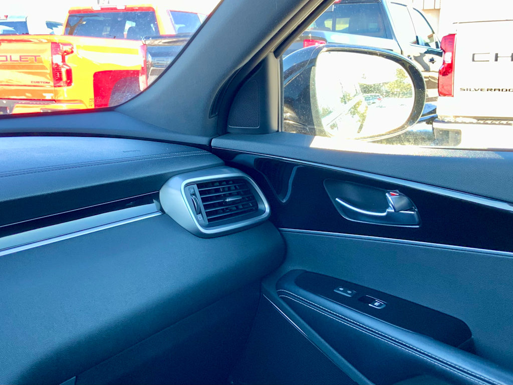 Thumbnail: 2019 Kia Sorento - 38