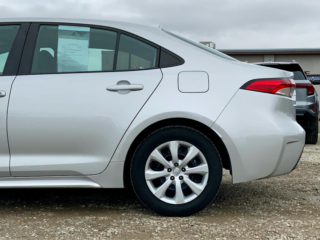 Thumbnail: 2021 Toyota Corolla - 9