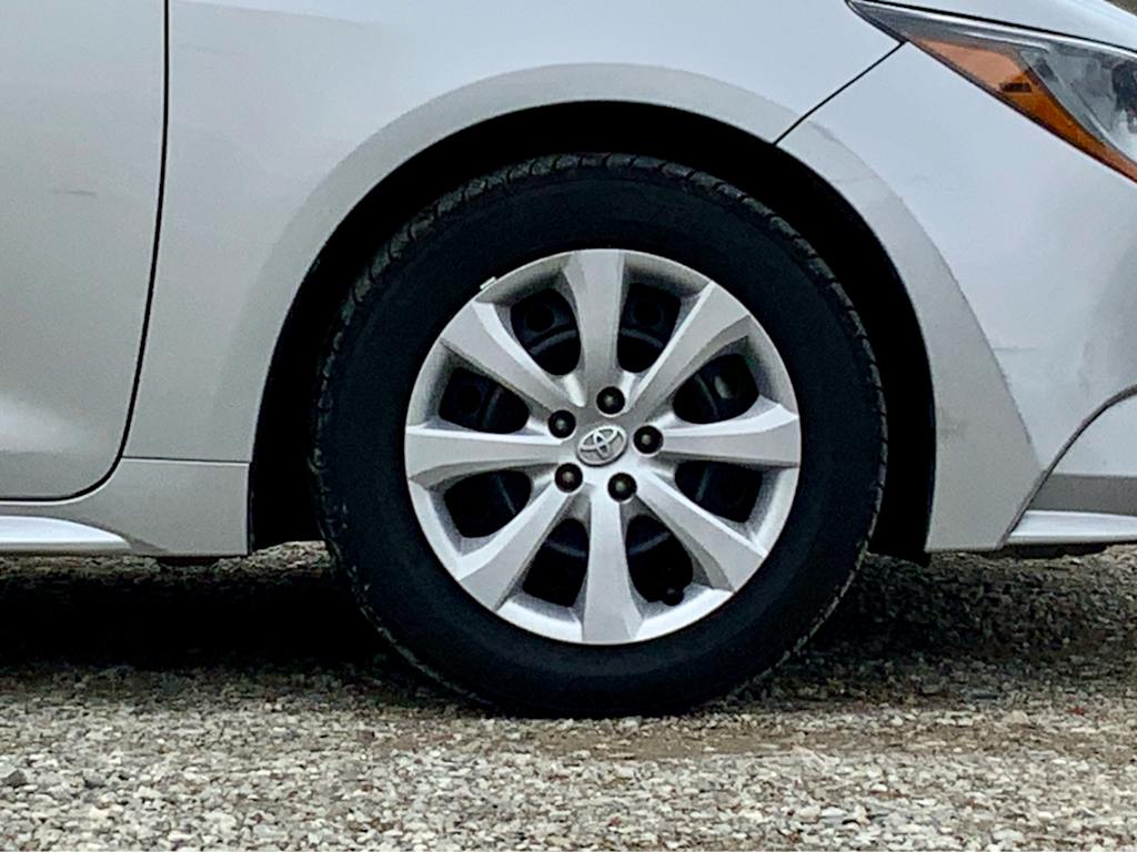 Thumbnail: 2021 Toyota Corolla - 28