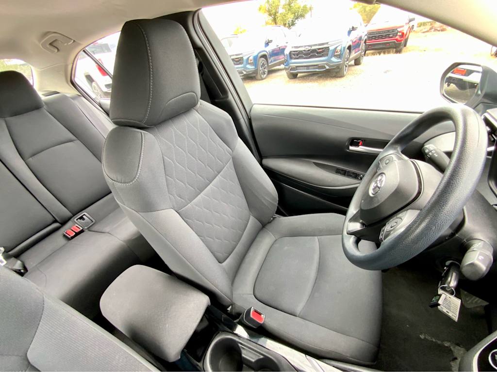 Thumbnail: 2021 Toyota Corolla - 35