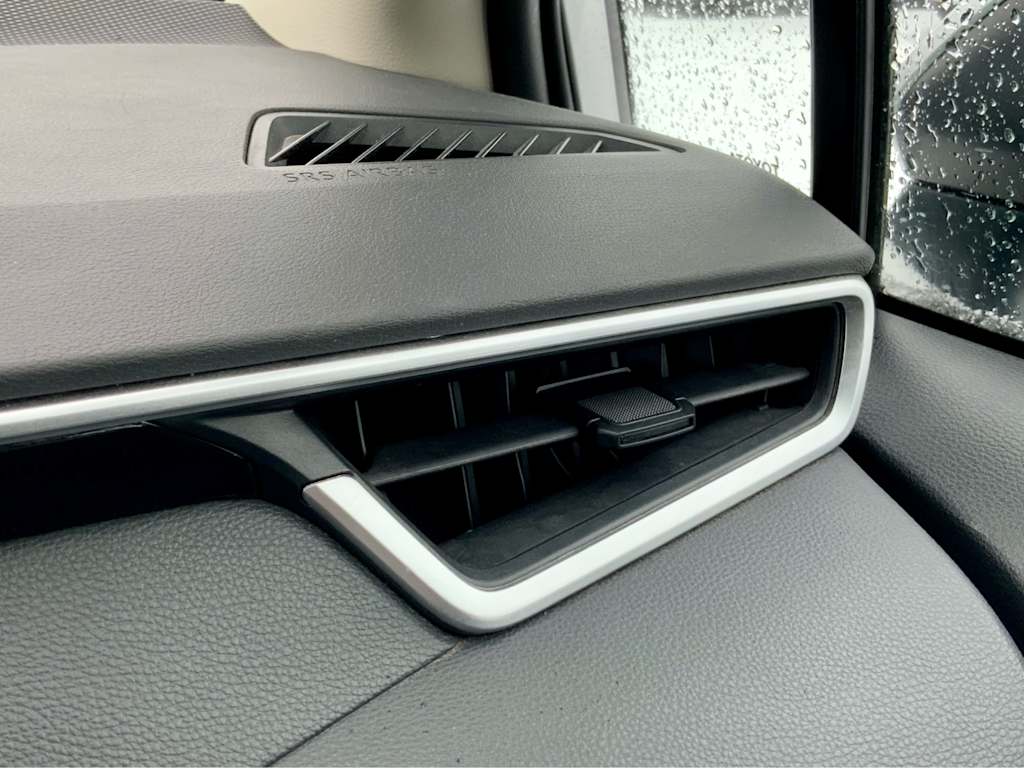 Thumbnail: 2022 Toyota Corolla - 33