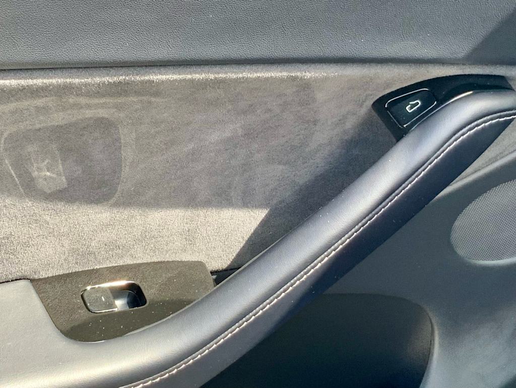 Thumbnail: 2021 Tesla Model Y - 48