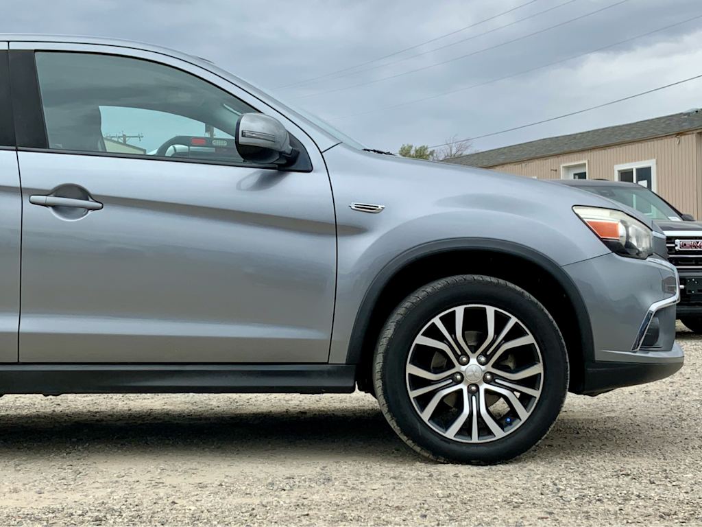 Thumbnail: 2016 Mitsubishi Outlander Sport - 8