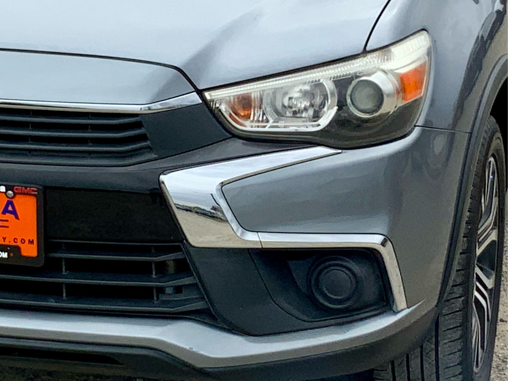 Thumbnail: 2016 Mitsubishi Outlander Sport - 28