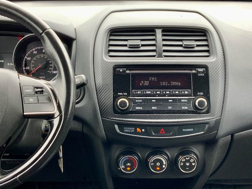 Thumbnail: 2016 Mitsubishi Outlander Sport - 15