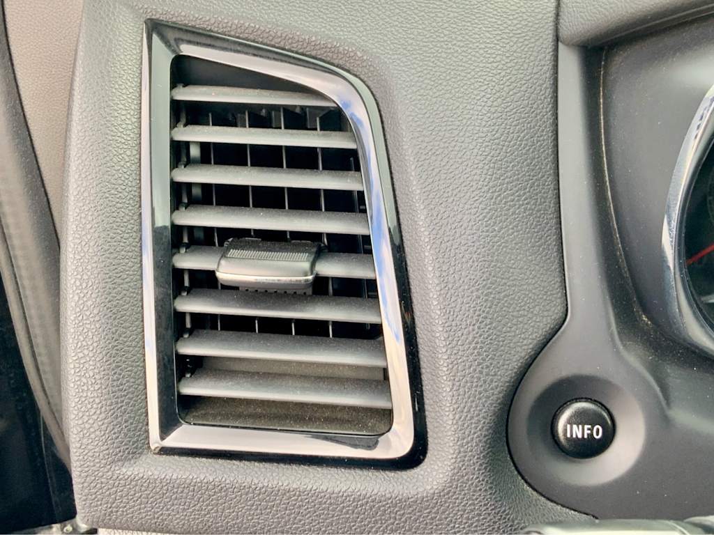 Thumbnail: 2024 Mitsubishi Outlander Sport - 48