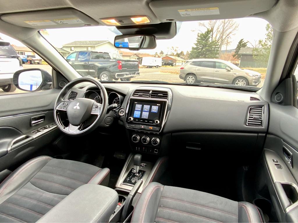 Thumbnail: 2024 Mitsubishi Outlander Sport - 13