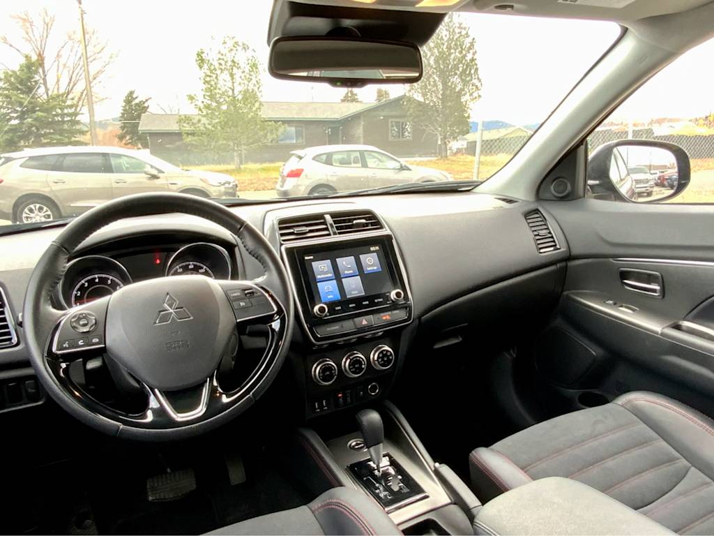 Thumbnail: 2024 Mitsubishi Outlander Sport - 14