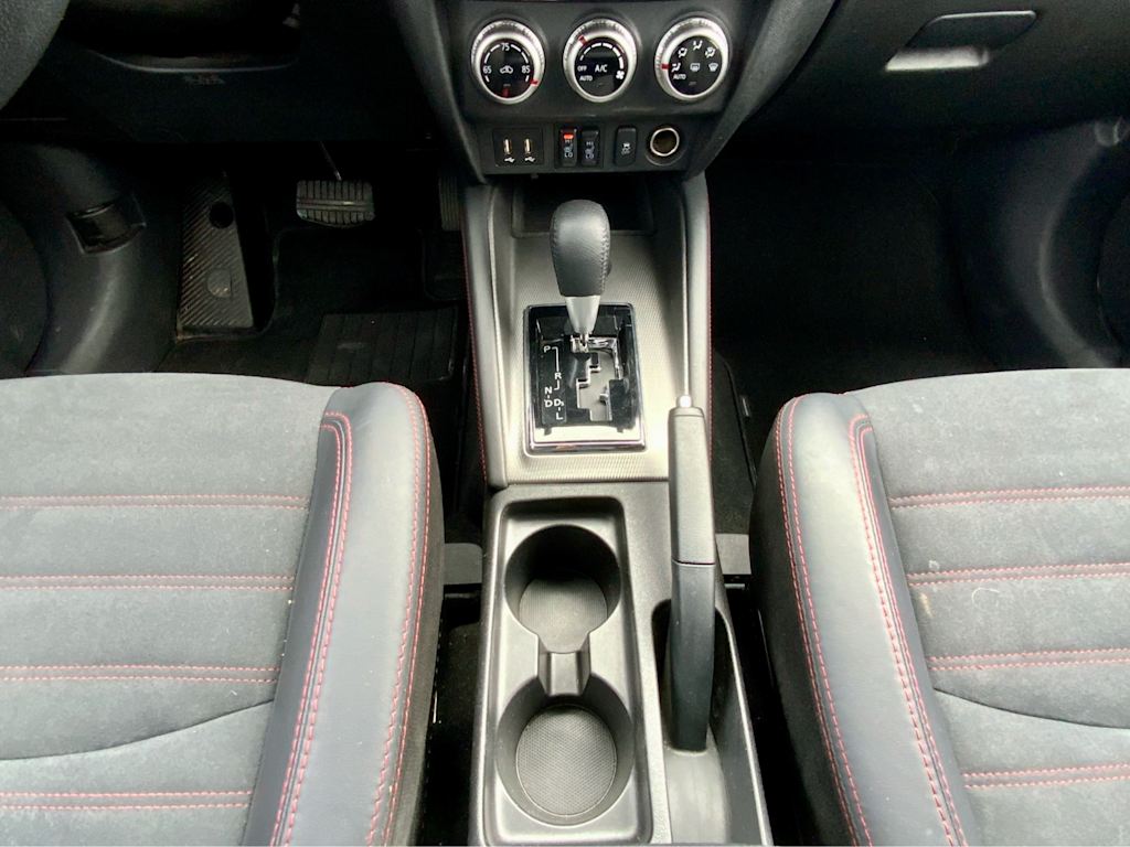 Thumbnail: 2024 Mitsubishi Outlander Sport - 16