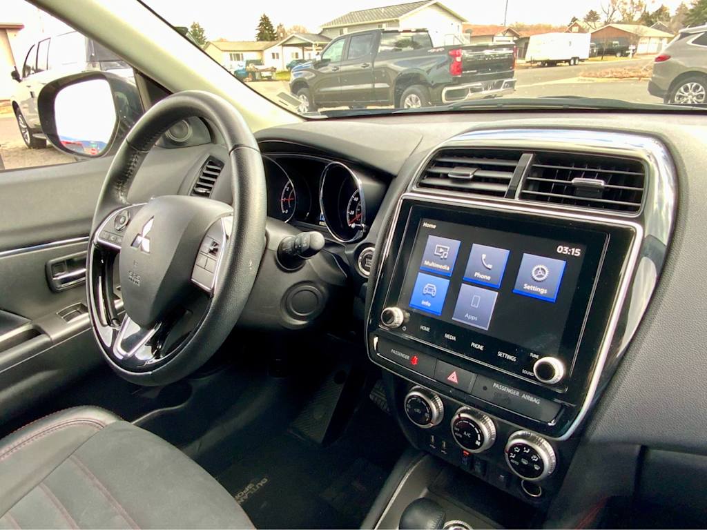 Thumbnail: 2024 Mitsubishi Outlander Sport - 40