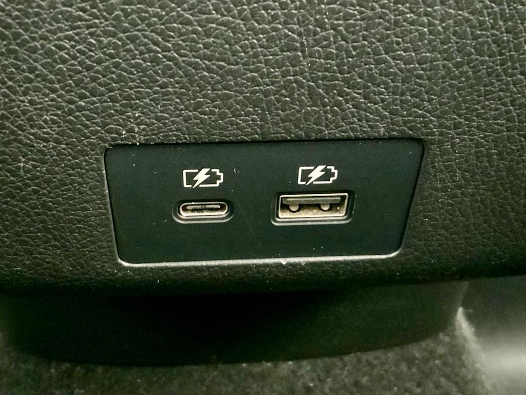 Thumbnail: 2024 Mitsubishi Outlander Sport - 46