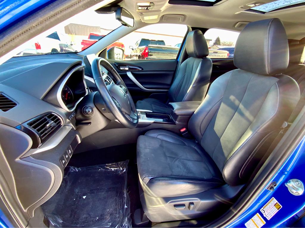 Thumbnail: 2022 Mitsubishi Eclipse Cross - 10