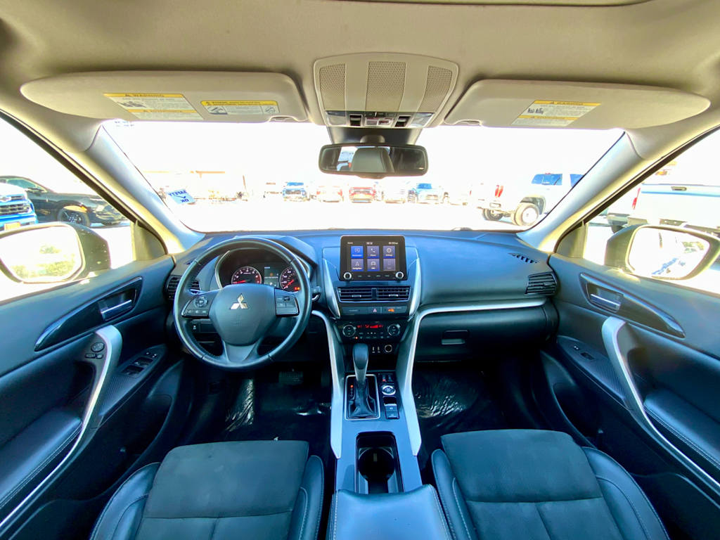 Thumbnail: 2022 Mitsubishi Eclipse Cross - 2