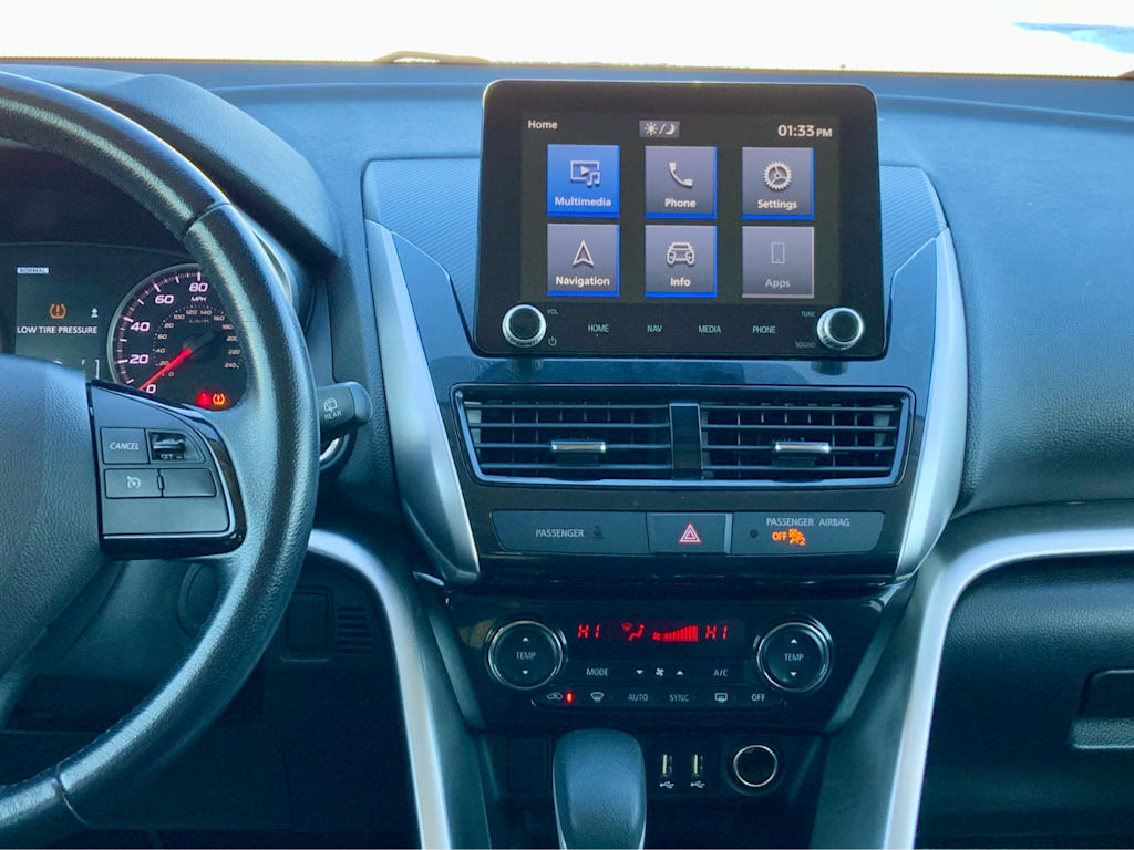 Thumbnail: 2022 Mitsubishi Eclipse Cross - 15