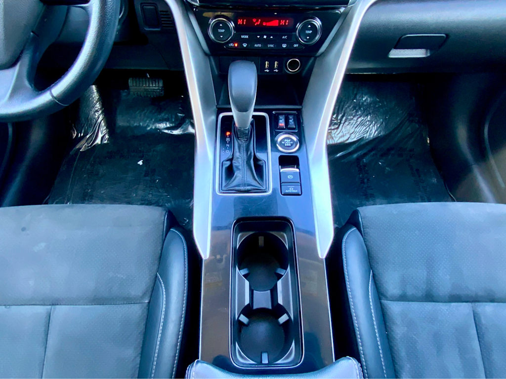 Thumbnail: 2022 Mitsubishi Eclipse Cross - 16