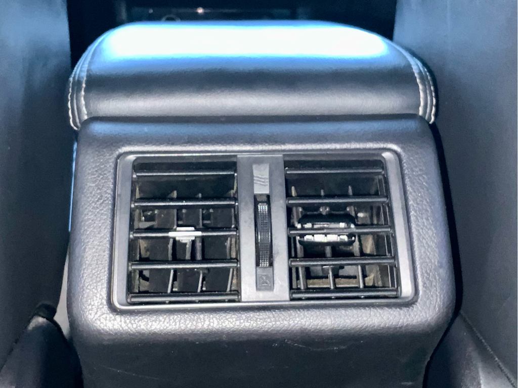 Thumbnail: 2019 Mitsubishi Outlander - 38