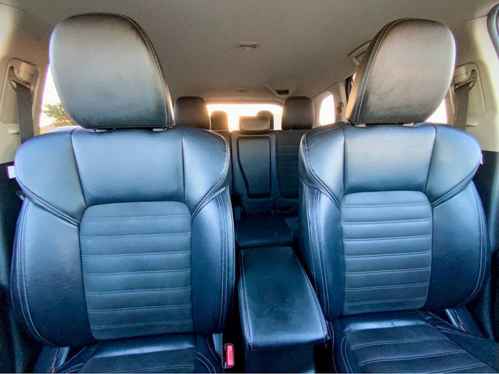 Thumbnail: 2019 Mitsubishi Outlander - 30