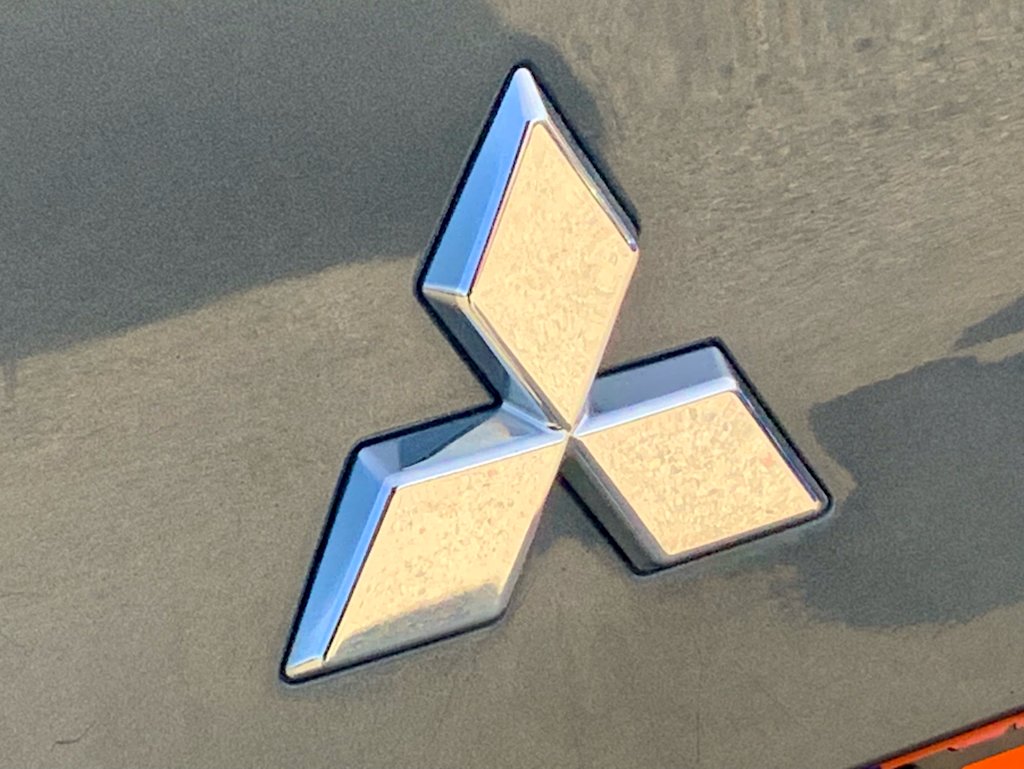 Thumbnail: 2024 Mitsubishi Outlander - 18