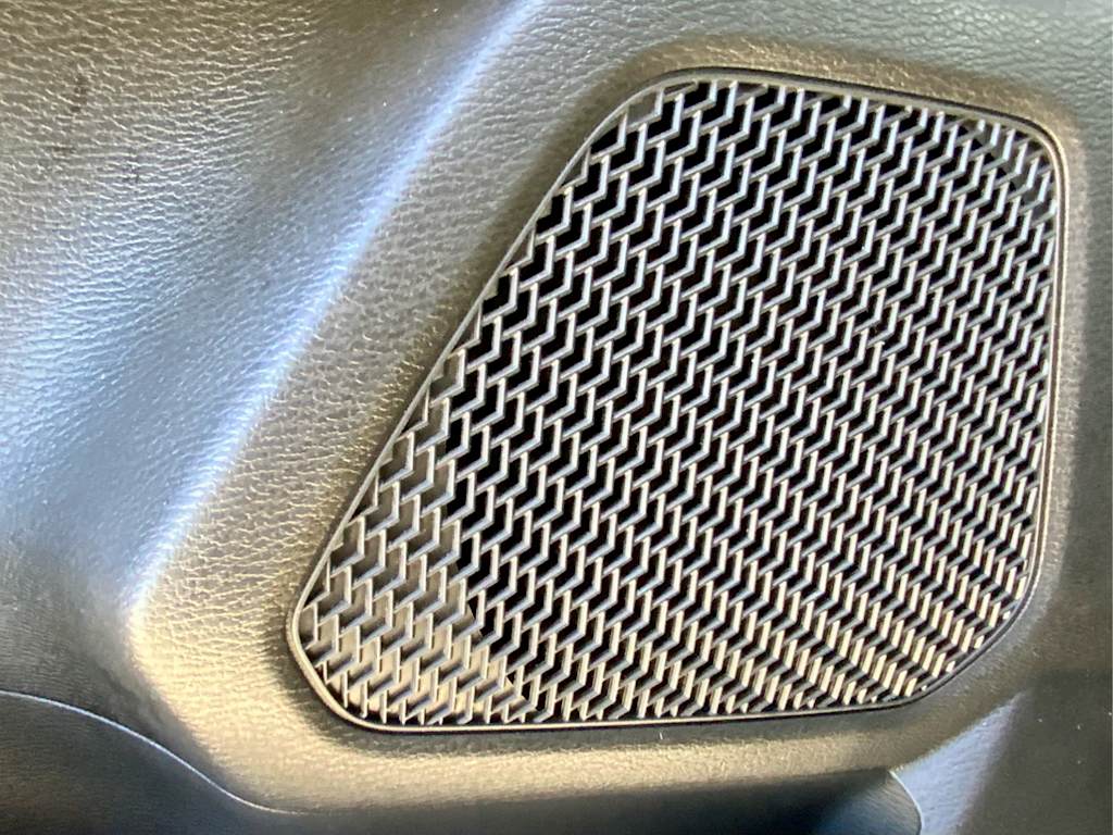 Thumbnail: 2024 Mitsubishi Outlander - 19