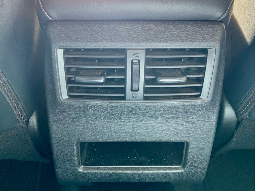 Thumbnail: 2024 Mitsubishi Outlander - 51