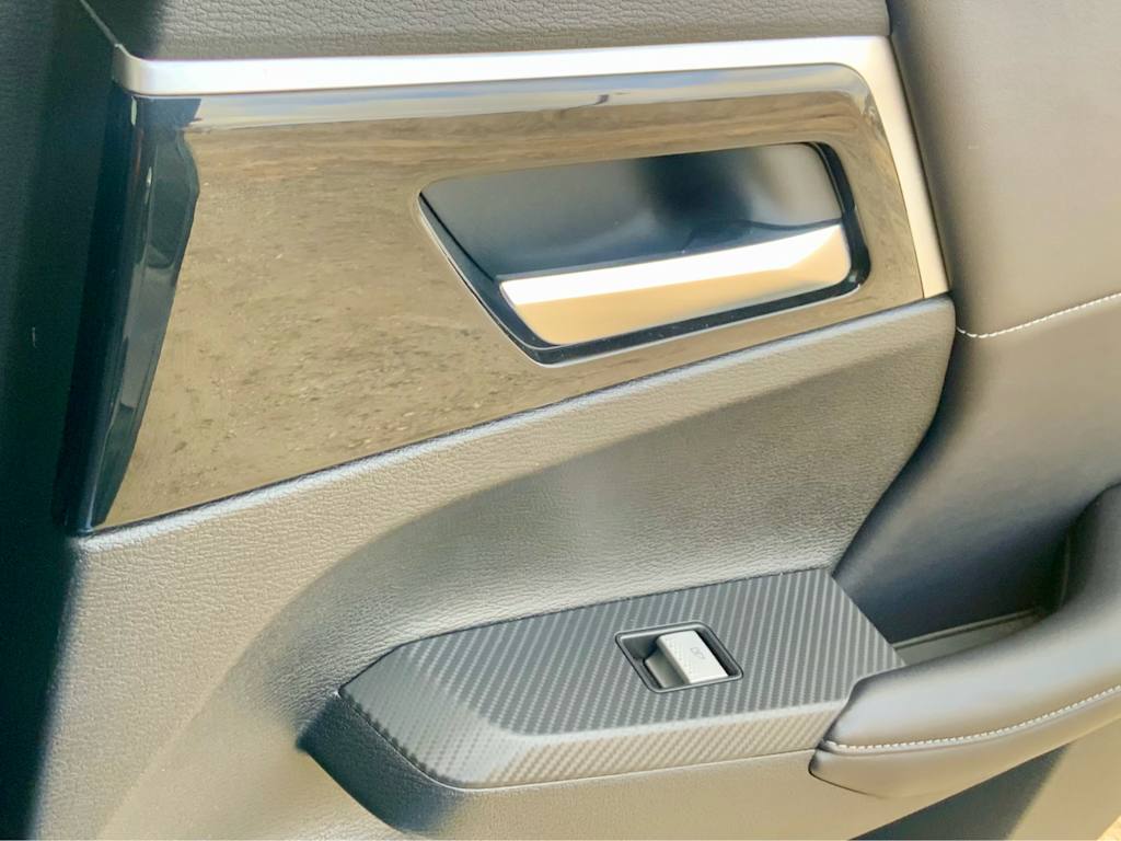 Thumbnail: 2024 Mitsubishi Outlander - 54