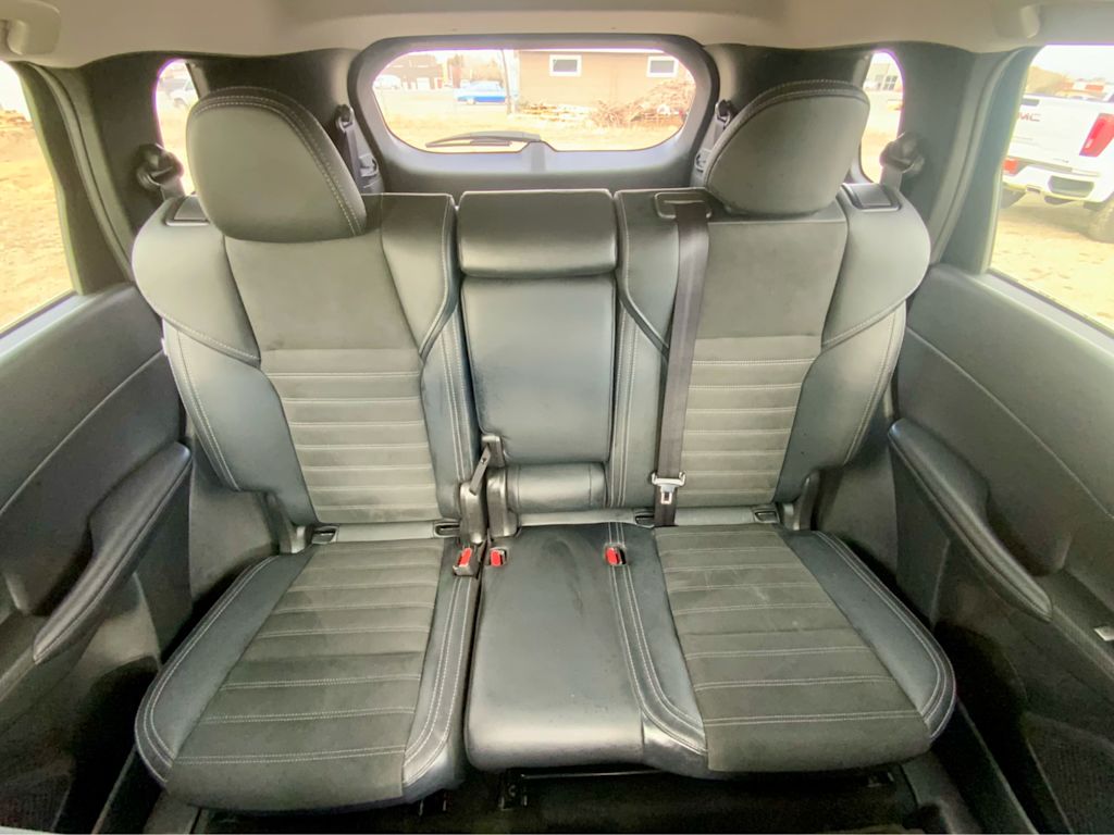 Thumbnail: 2024 Mitsubishi Outlander - 36