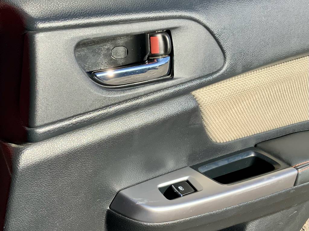 Thumbnail: 2016 Subaru Crosstrek - 43