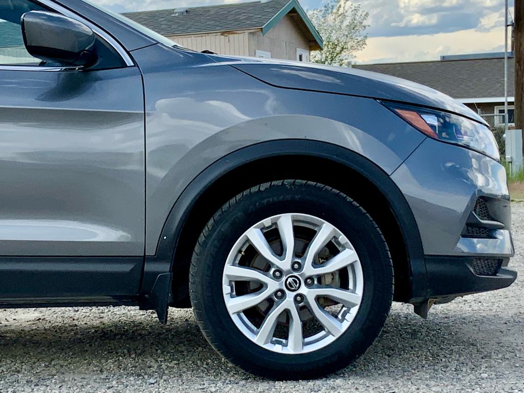 Thumbnail: 2021 Nissan Rogue Sport - 8