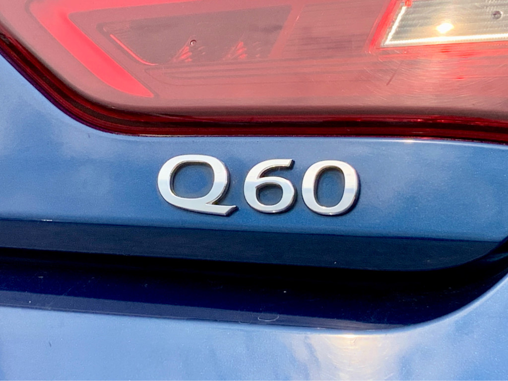 Thumbnail: 2017 INFINITI Q60 - 31