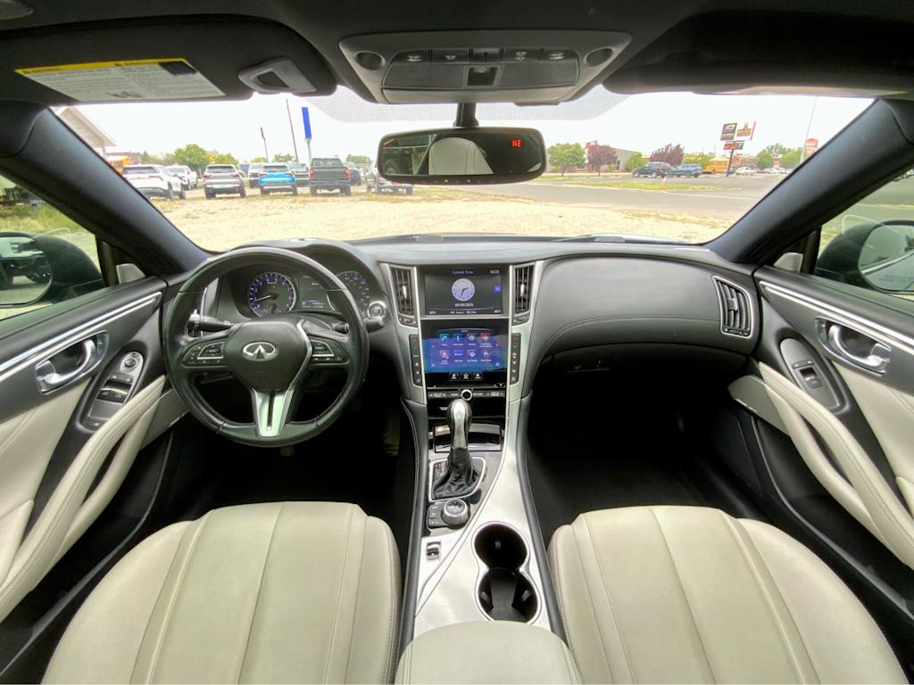 Thumbnail: 2017 INFINITI Q60 - 2