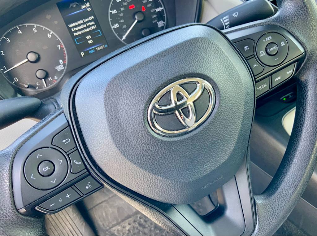 Thumbnail: 2025 Toyota Corolla - 33
