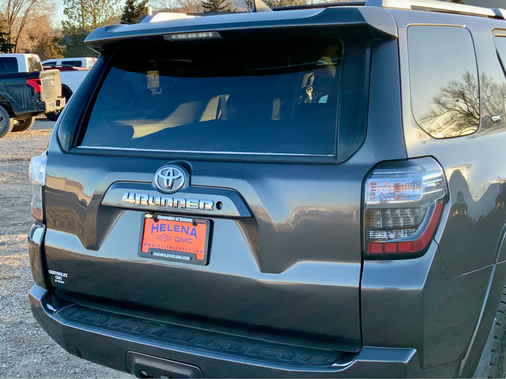 Thumbnail: 2018 Toyota 4Runner - 25