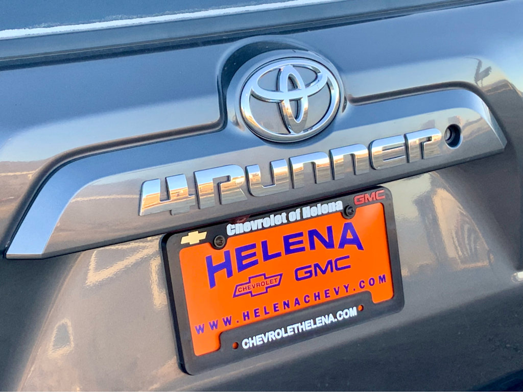 Thumbnail: 2018 Toyota 4Runner - 32