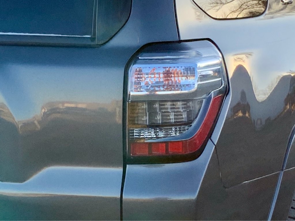 Thumbnail: 2018 Toyota 4Runner - 29