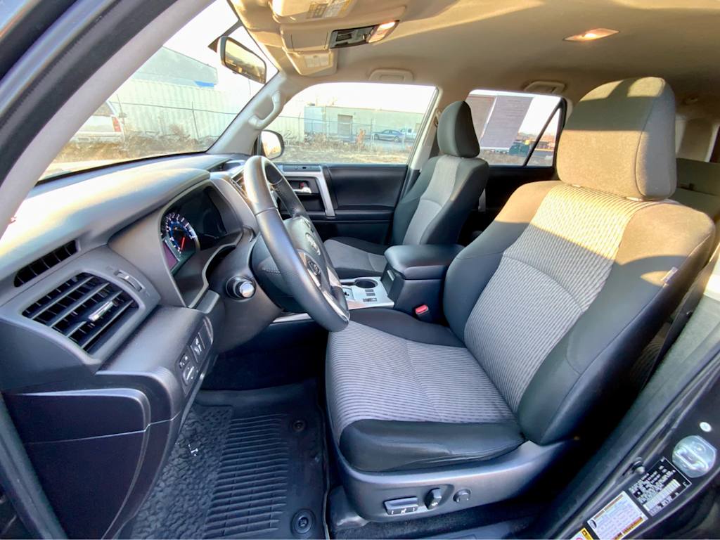 Thumbnail: 2018 Toyota 4Runner - 9