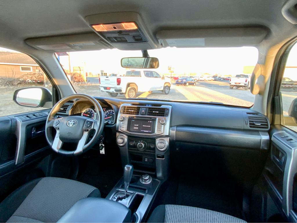 Thumbnail: 2018 Toyota 4Runner - 12