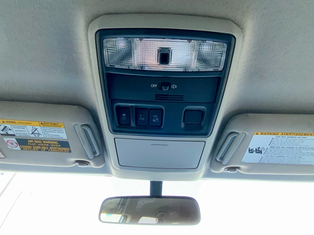 Thumbnail: 2018 Toyota 4Runner - 48