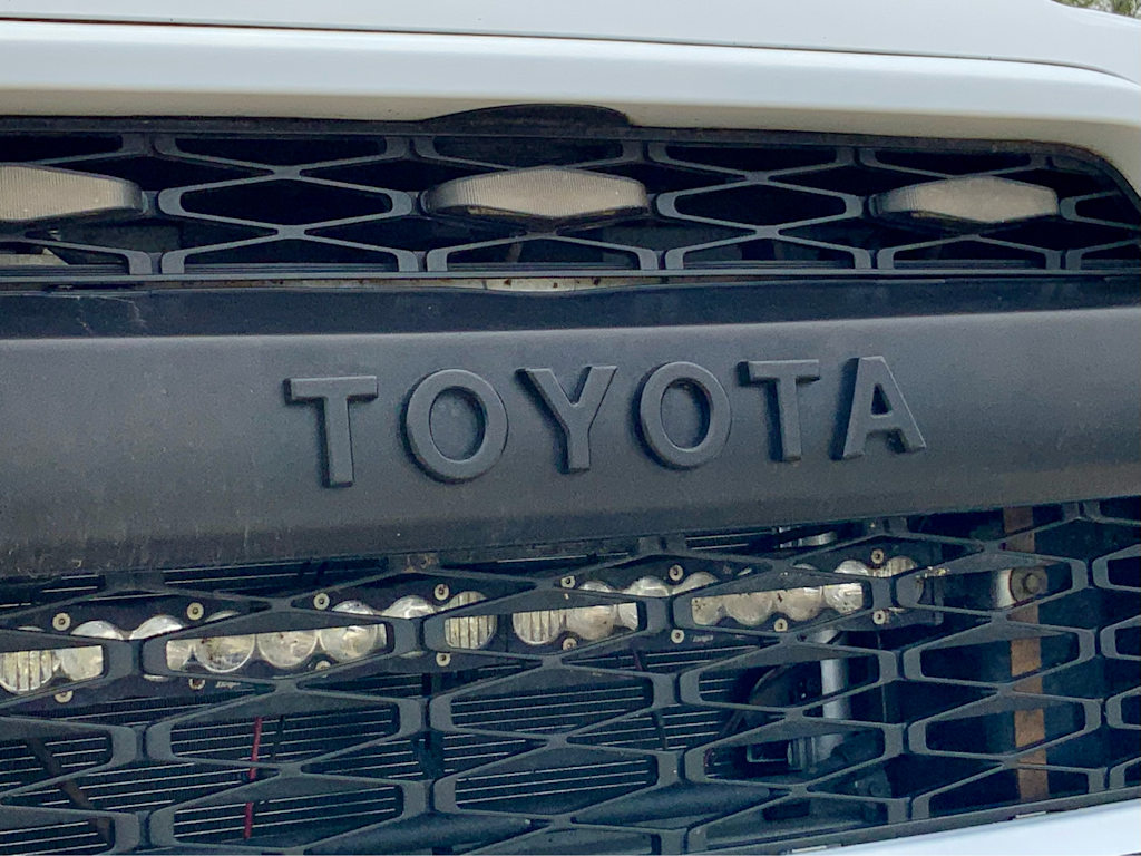 Thumbnail: 2018 Toyota 4Runner - 33