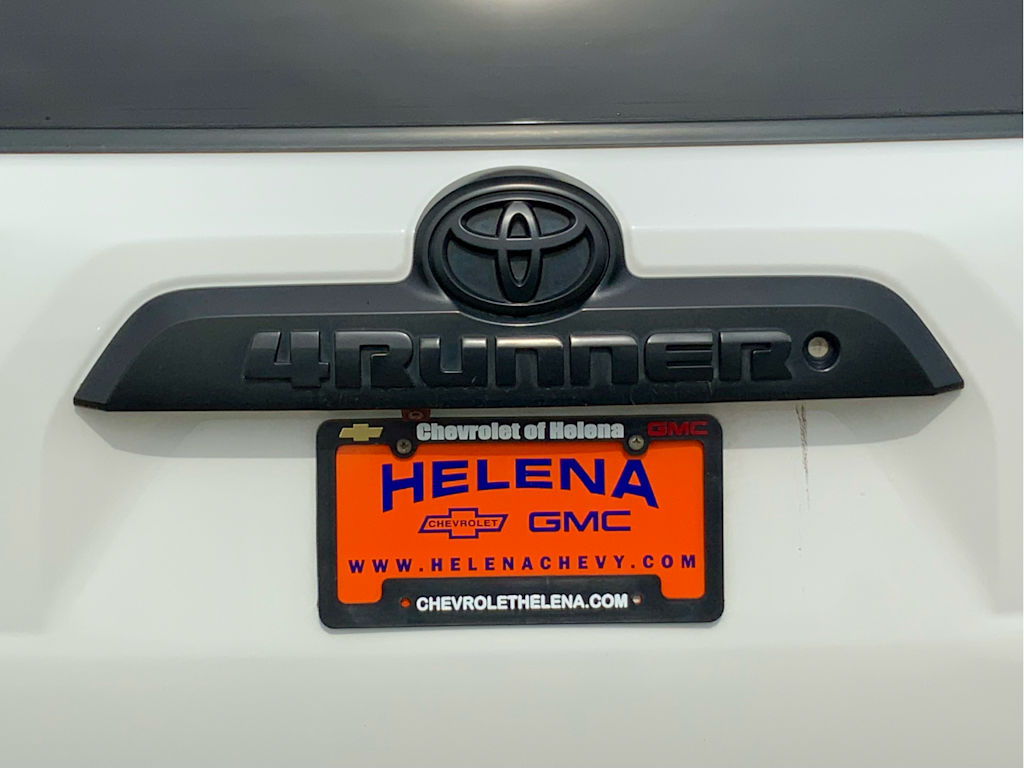 Thumbnail: 2018 Toyota 4Runner - 34