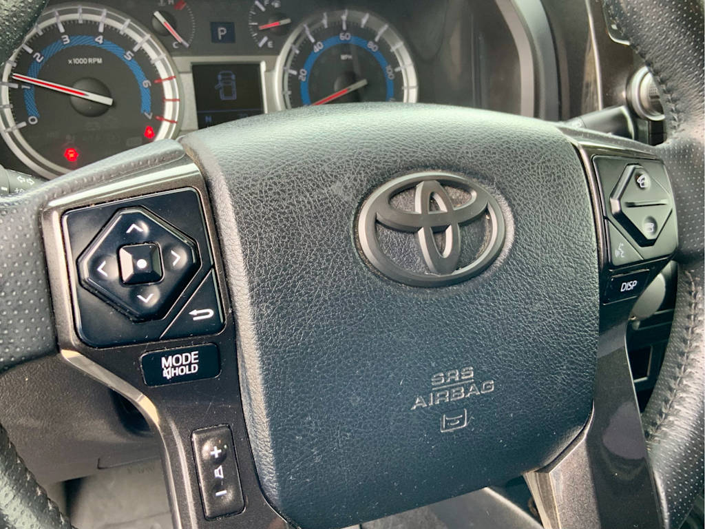 Thumbnail: 2018 Toyota 4Runner - 44