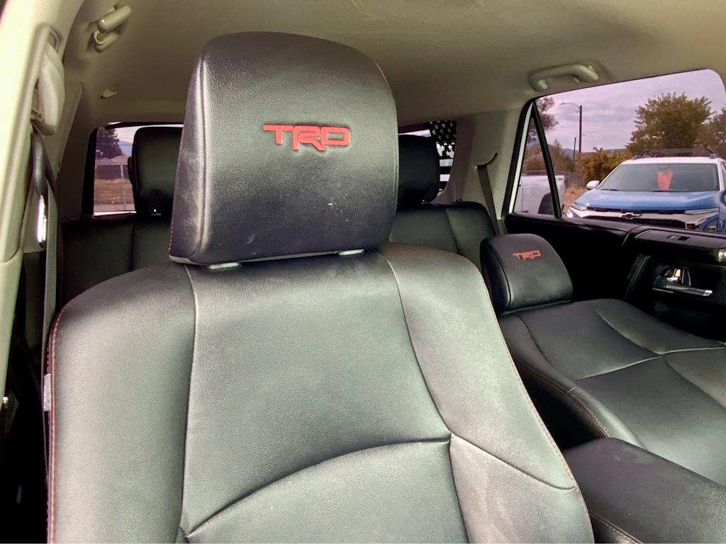 Thumbnail: 2018 Toyota 4Runner - 36