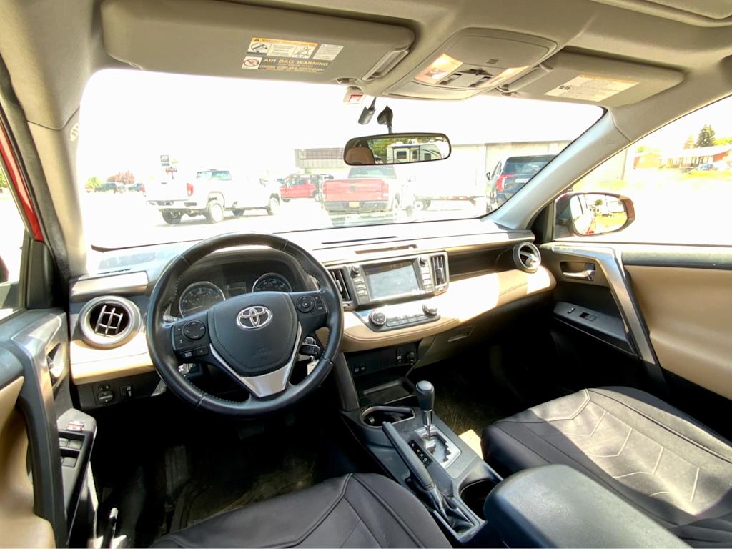 Thumbnail: 2016 Toyota RAV4 - 9