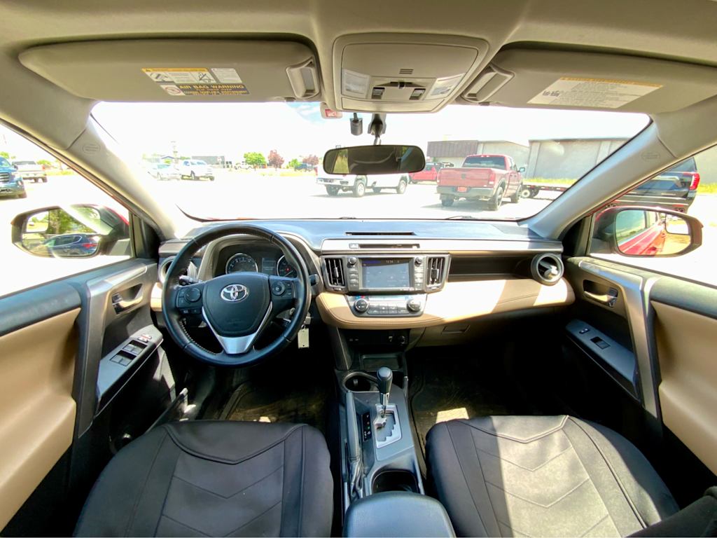 Thumbnail: 2016 Toyota RAV4 - 2