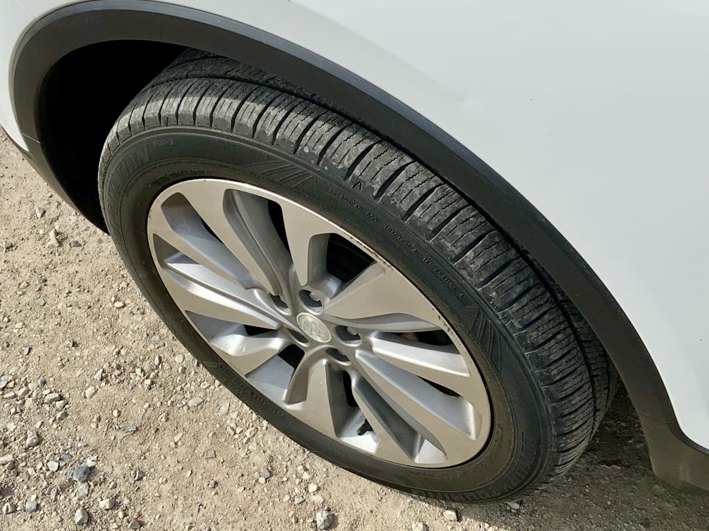 Thumbnail: 2018 Buick Encore - 29