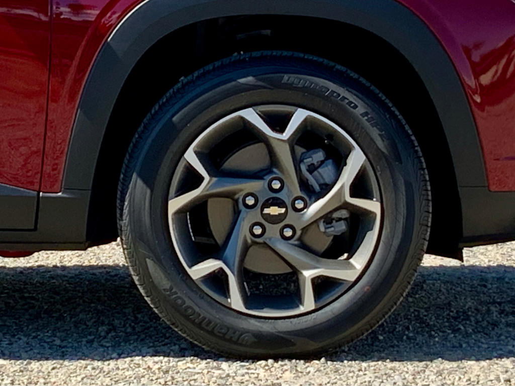 Thumbnail: 2025 Chevrolet Trax - 30