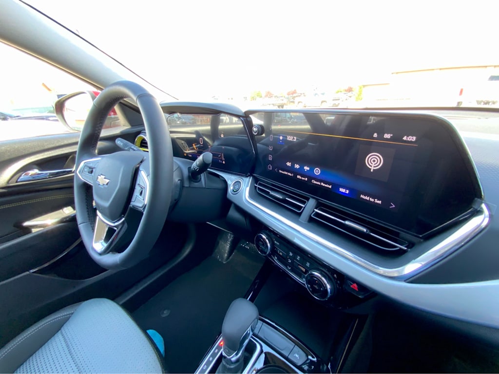 Thumbnail: 2025 Chevrolet Trax - 45
