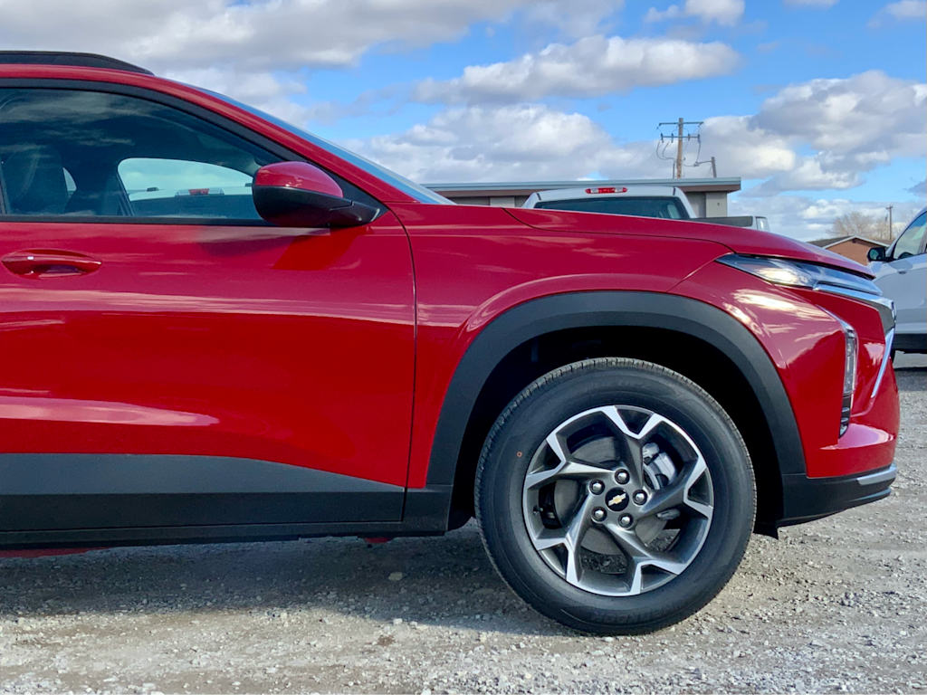 Thumbnail: 2026 Chevrolet Trax - 7