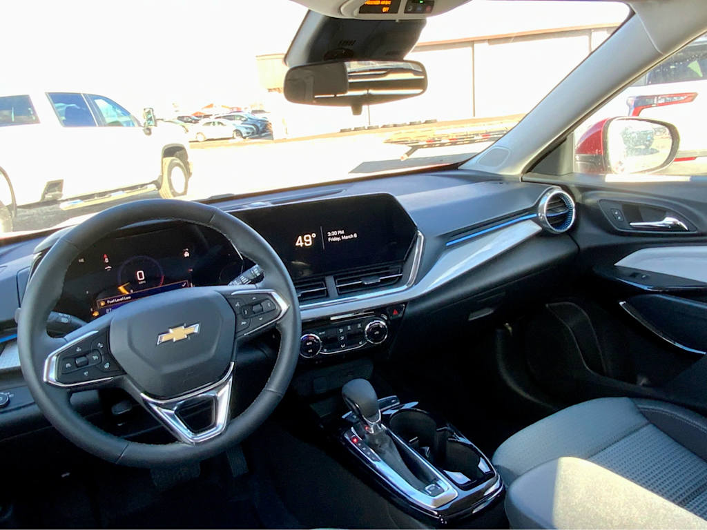 Thumbnail: 2026 Chevrolet Trax - 13